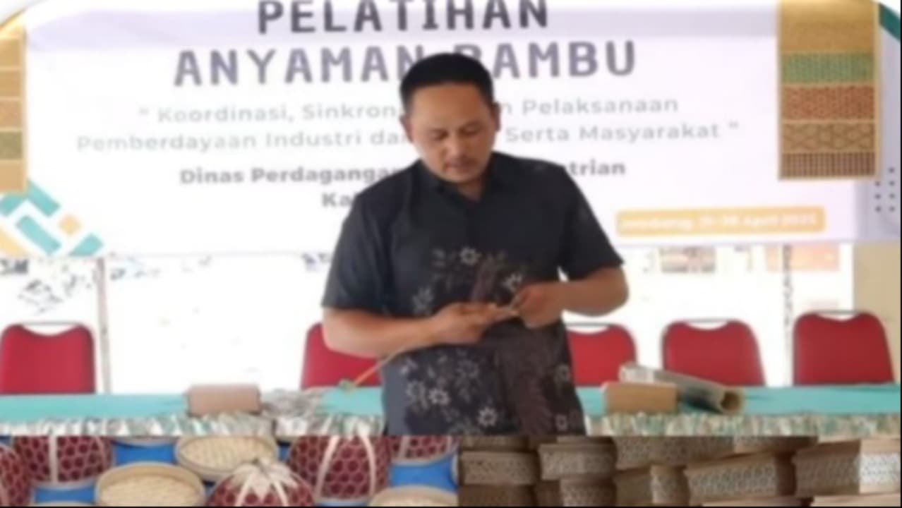 Kisah UMKM Besek Bambu Jombang: Dari PHK Jadi Sukses Ekspor ke Luar Negeri