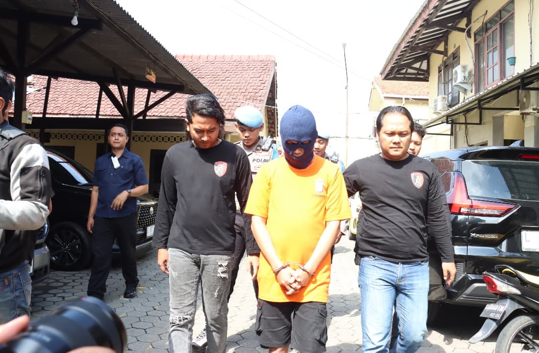 Pelaku Curanmor Bermodus Pakai Daster Dibekuk Satreskrim Polres Mojokerto Kota