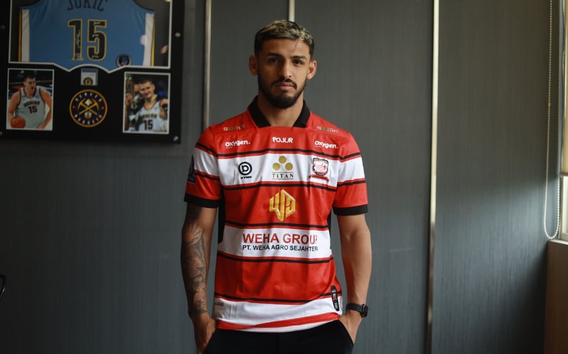 Madura United Rekrut Striker Asal Brasil Riquelme Sousa