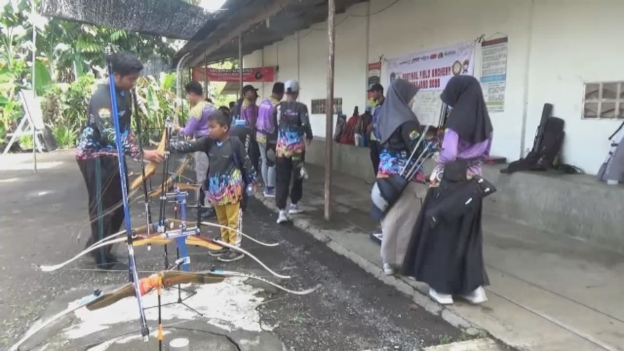 Isi Libur Sekolah Dengan Olahraga Memanah