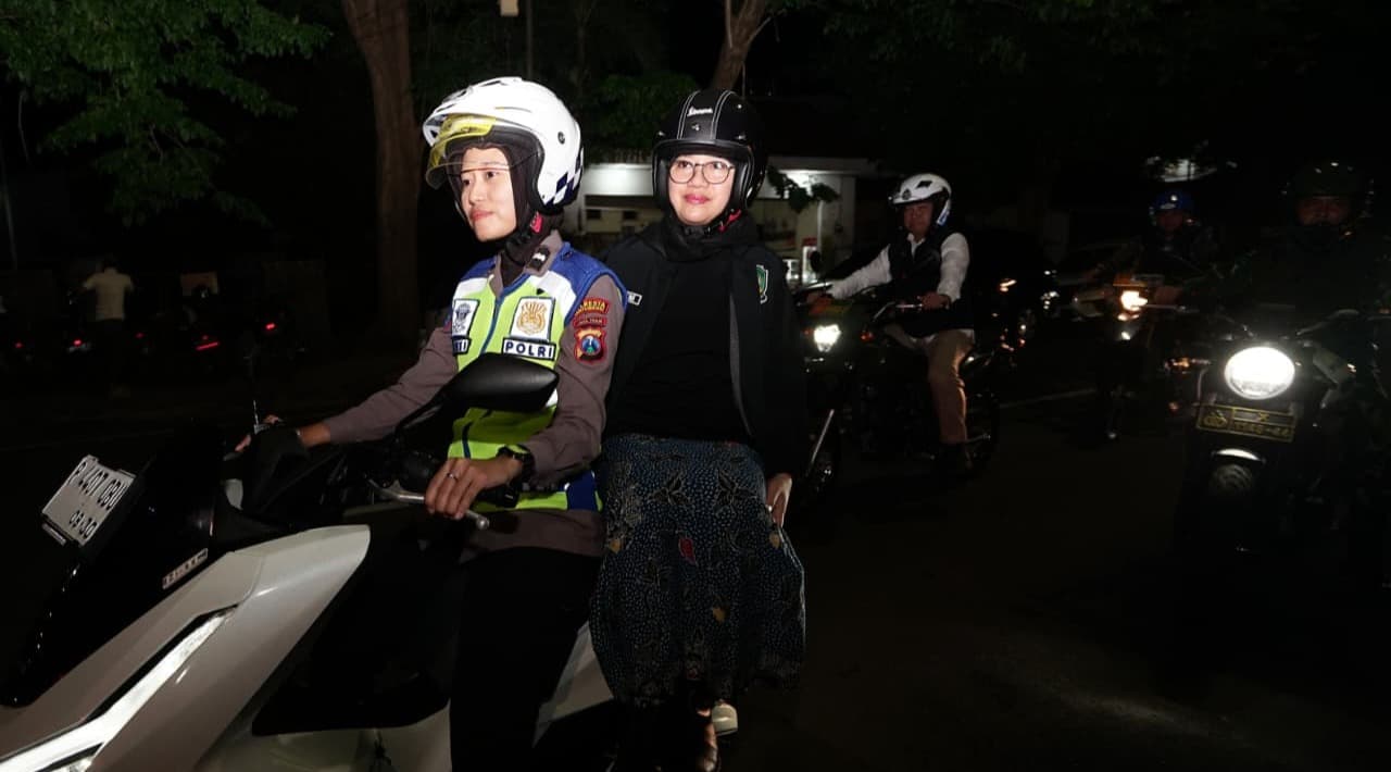 Bupati Ipuk Bersama Forkopimda Patroli ke Sejumlah Gereja di Banyuwangi