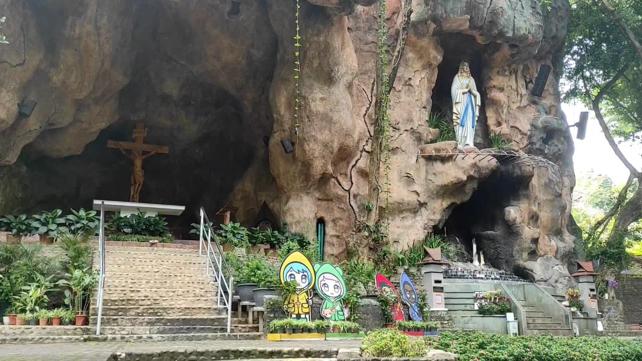 Gereja Puhsarang di Kediri, Destinasi Wisata Katolik Berarsitektur Eropa dan Jawa