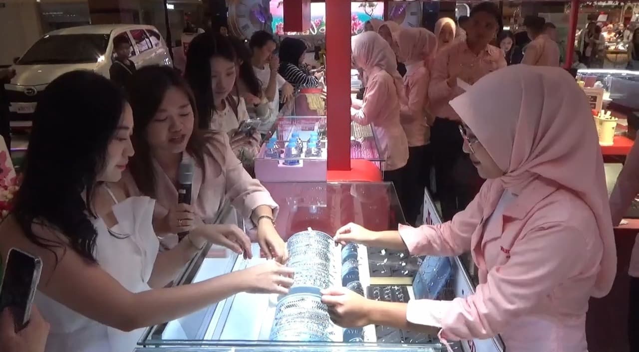 Wahyu Redjo Pesta Kilau Emas volume 2 Hadirkan Promo Berhadiah Mobil Sigra