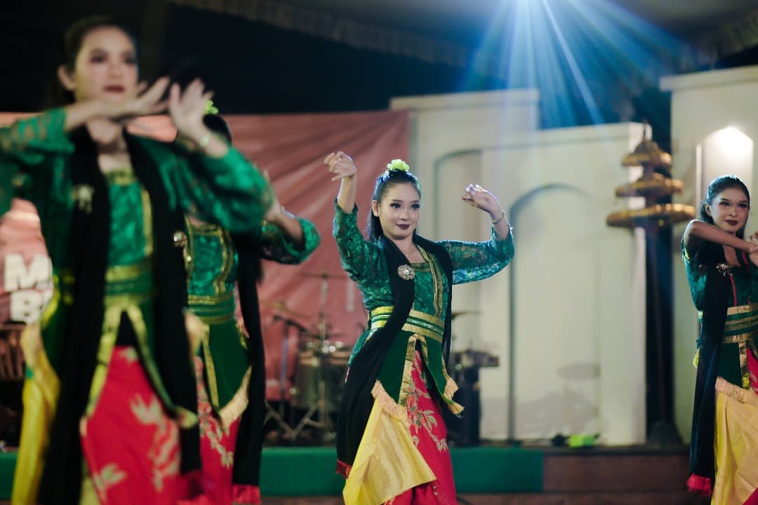 Kolaborasi Lintas Seni Warnai Mentari Budaya Akhir Tahun 2025 di Pacitan