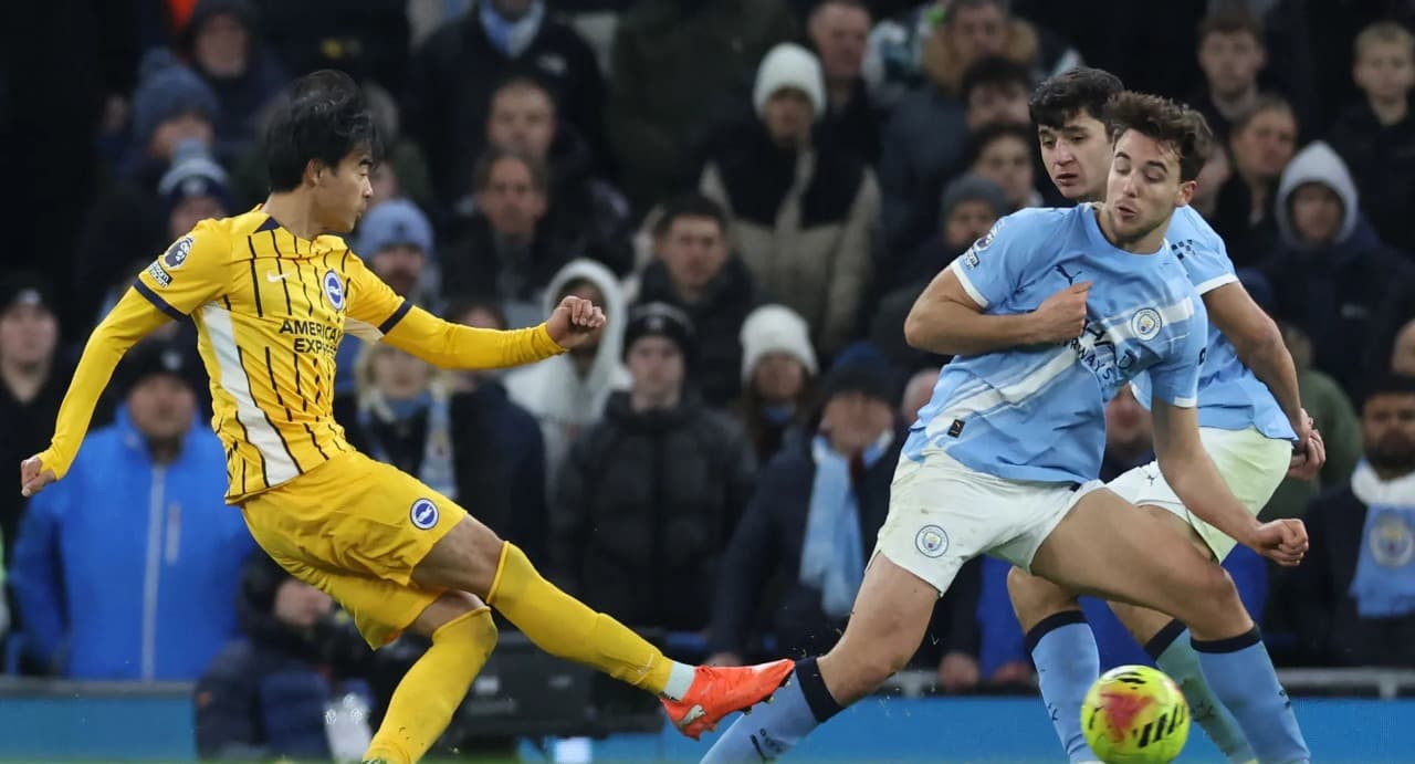 Hasil Liga Inggris: Duo Manchester dan Aston Villa Tertahan, Chelsea Keok di Markas Fulham