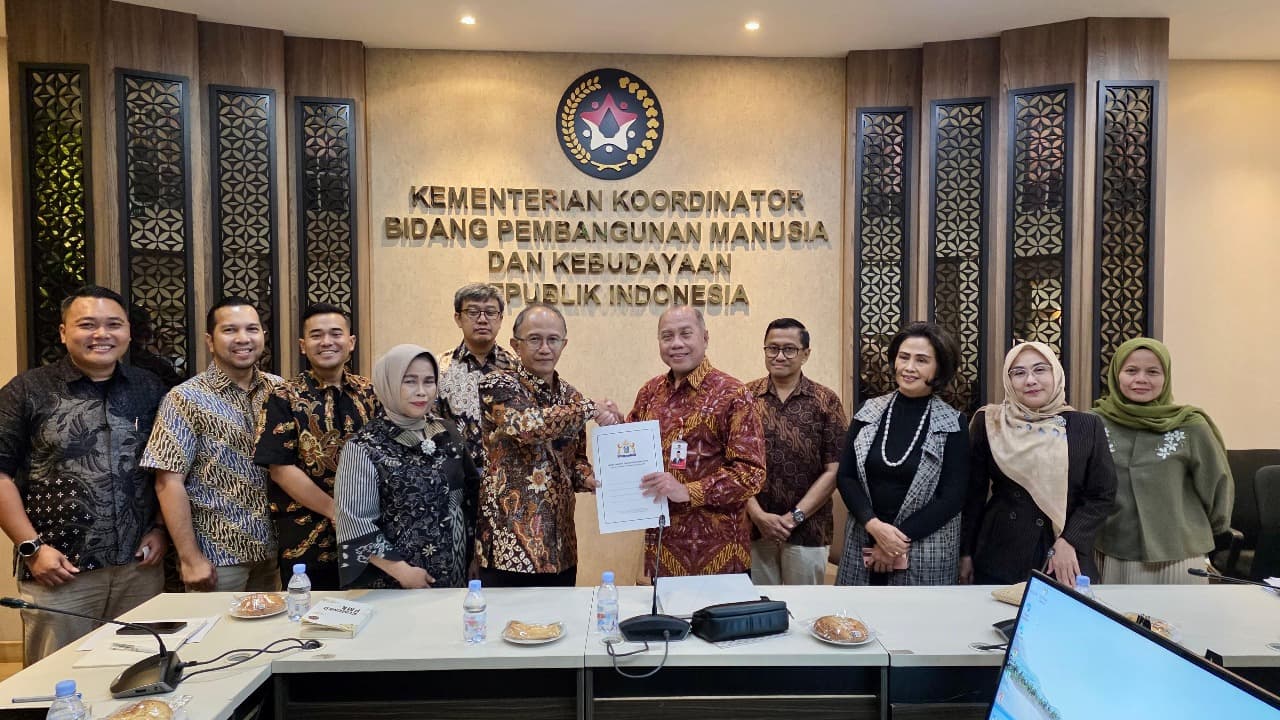 Audiensi dengan Kemenko PMK, Kadin Jatim Soroti Risiko Pembatasan Nikotin dan Tar Rokok