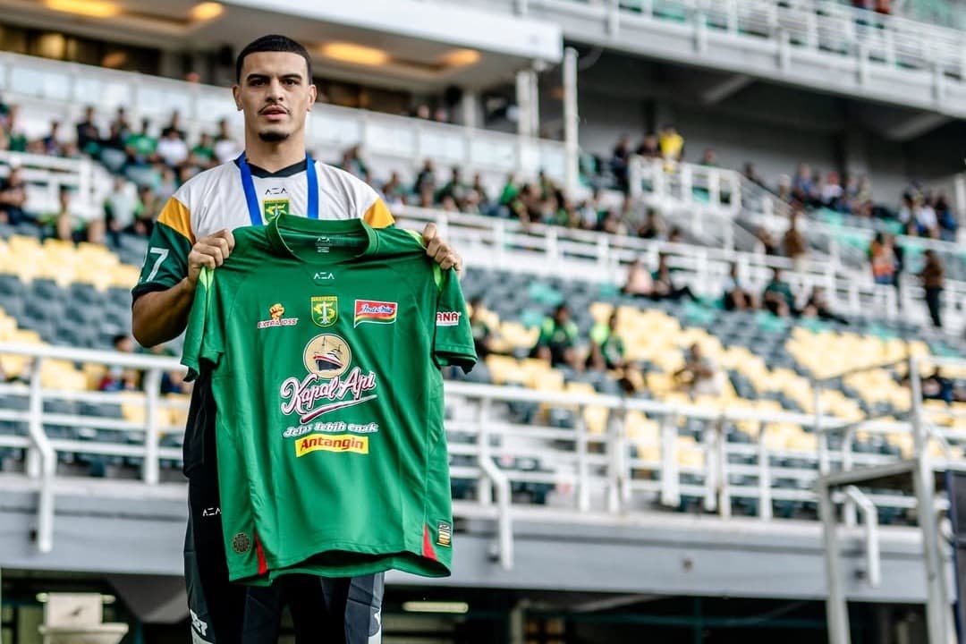 Persebaya Resmi Perkenalkan Gustavo Fernandes di Stadion GBT