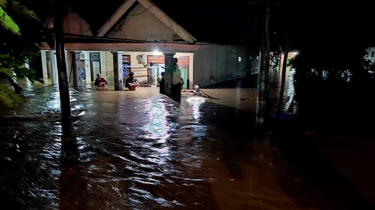 Banjir Besar Rendam 7 Kecamatan di Kabupaten Probolinggo