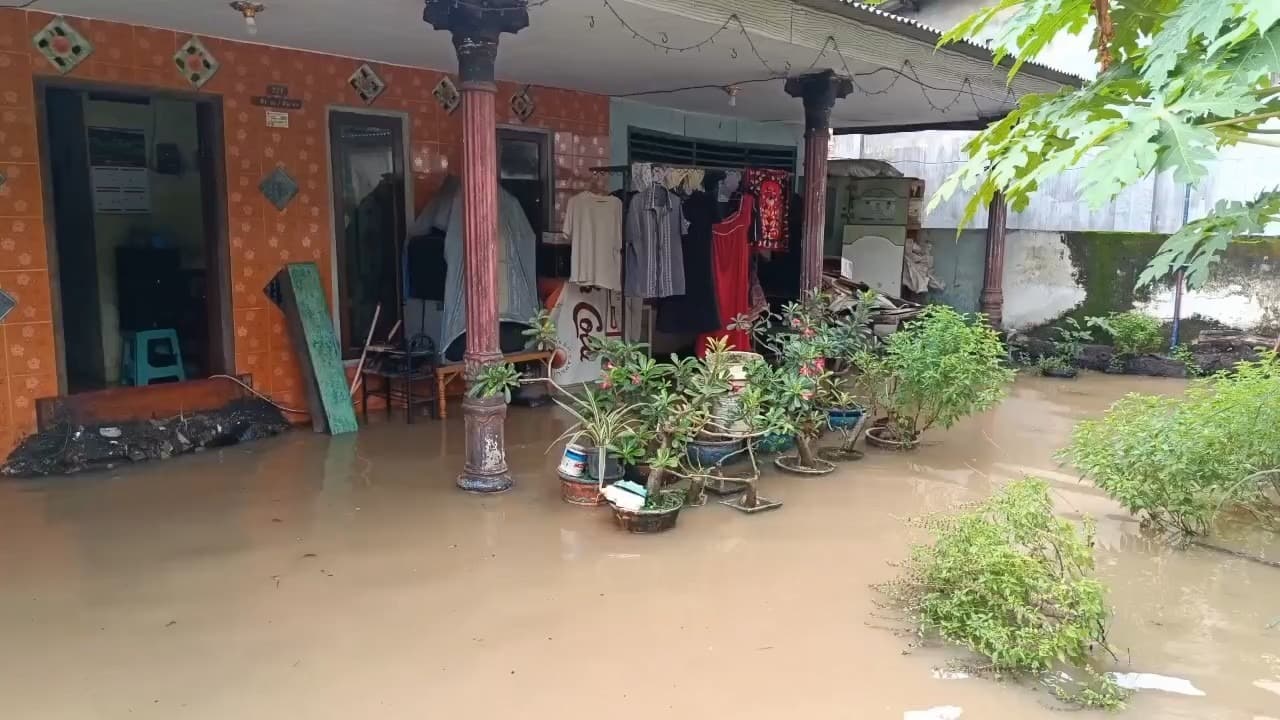 Banjir di Probolinggo Surut, Warga Terdampak Butuh Bantuan Makanan Siap Saji