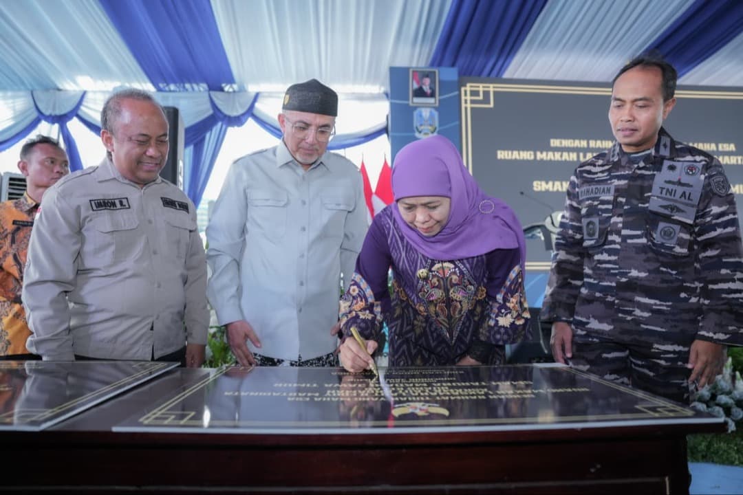 Gubernur Khofifah Resmikan Sarpras SMAN Taruna Madani dan Revitalisasi 22 Sekolah di Pasuruan-Probolinggo