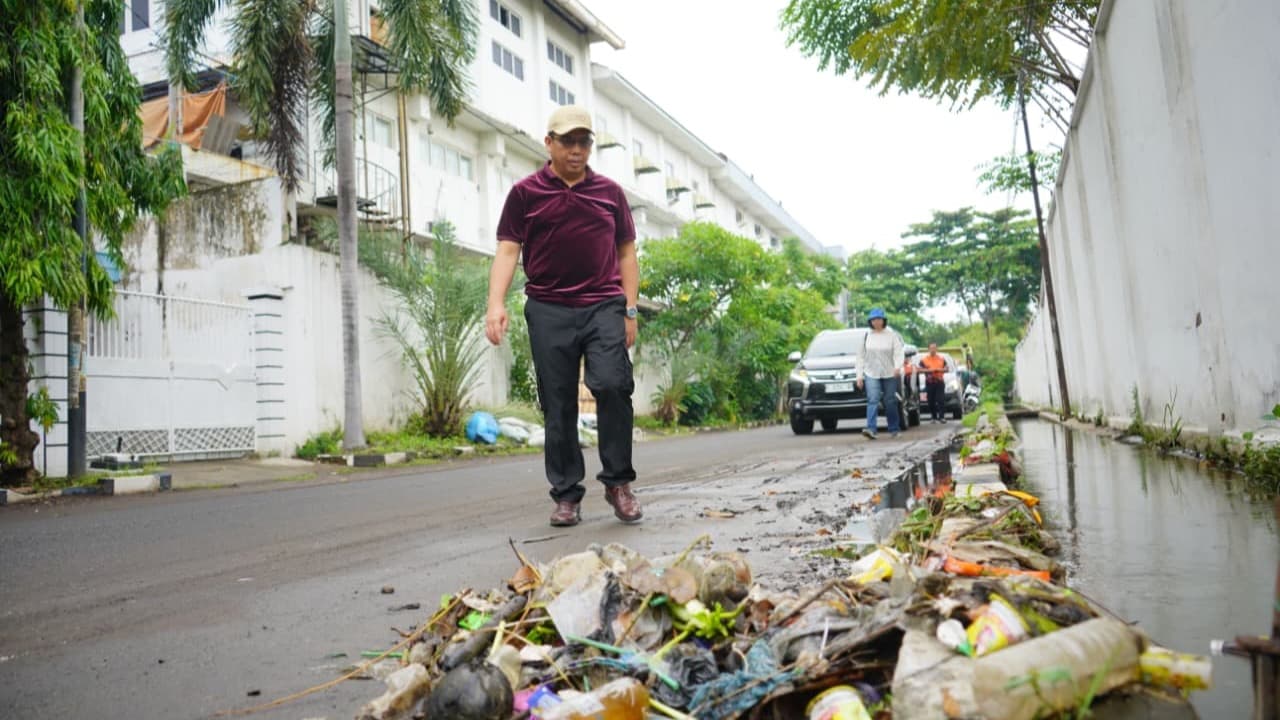 Banyak Drainase Tersumbat, Wali Kota Probolinggo Sidak Saluran Air Usai Hujan Deras