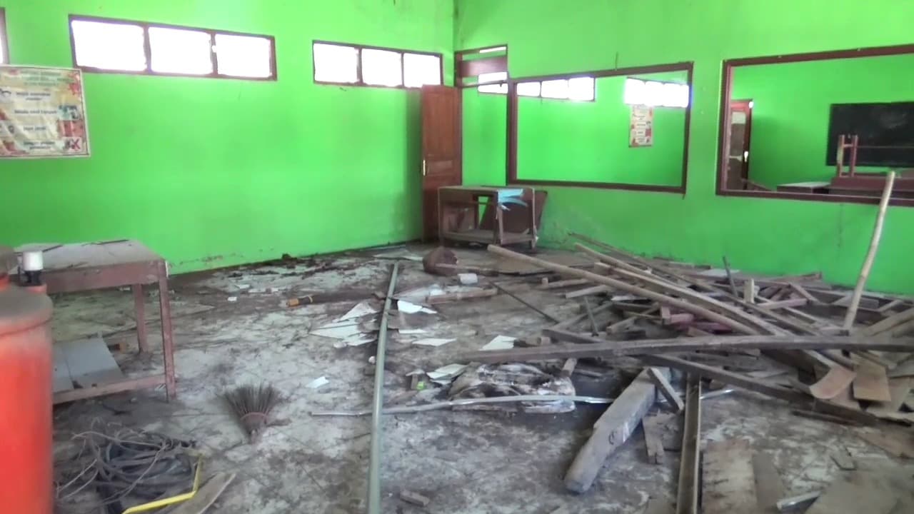 Rp3,25 Miliar Untuk Perbaikan Puluhan Sekolah SD Dan SMP