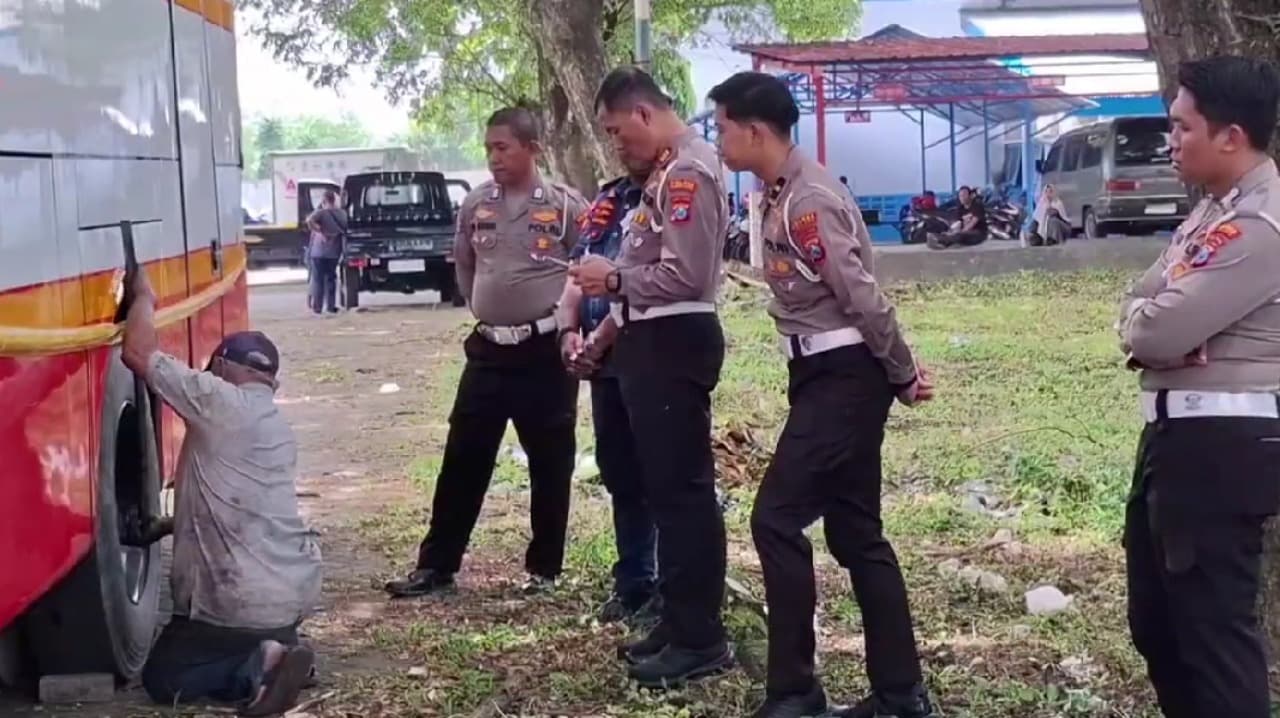 Sopir Bus Ditetapkan Tersangka Dalam Kecelakaan Beruntun Muning