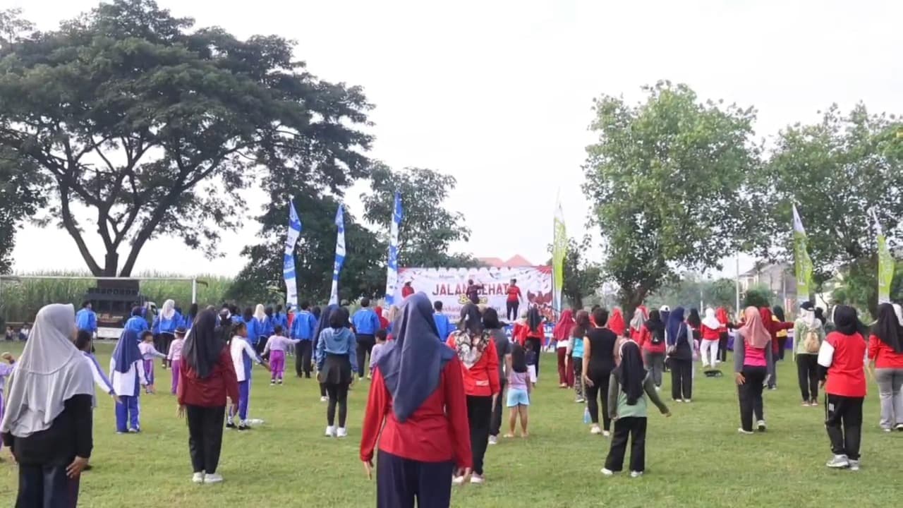 Lapangan Bence Jadi Pusat Olahraga dan Pendorong UMKM Warga Kota Kediri