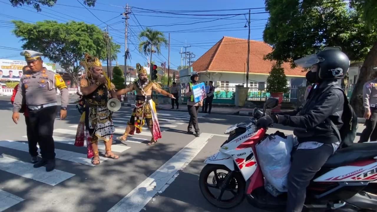 Operasi Keselamatan Semeru 2026 di Blitar Hadirkan Gatotkaca dan Werkudara