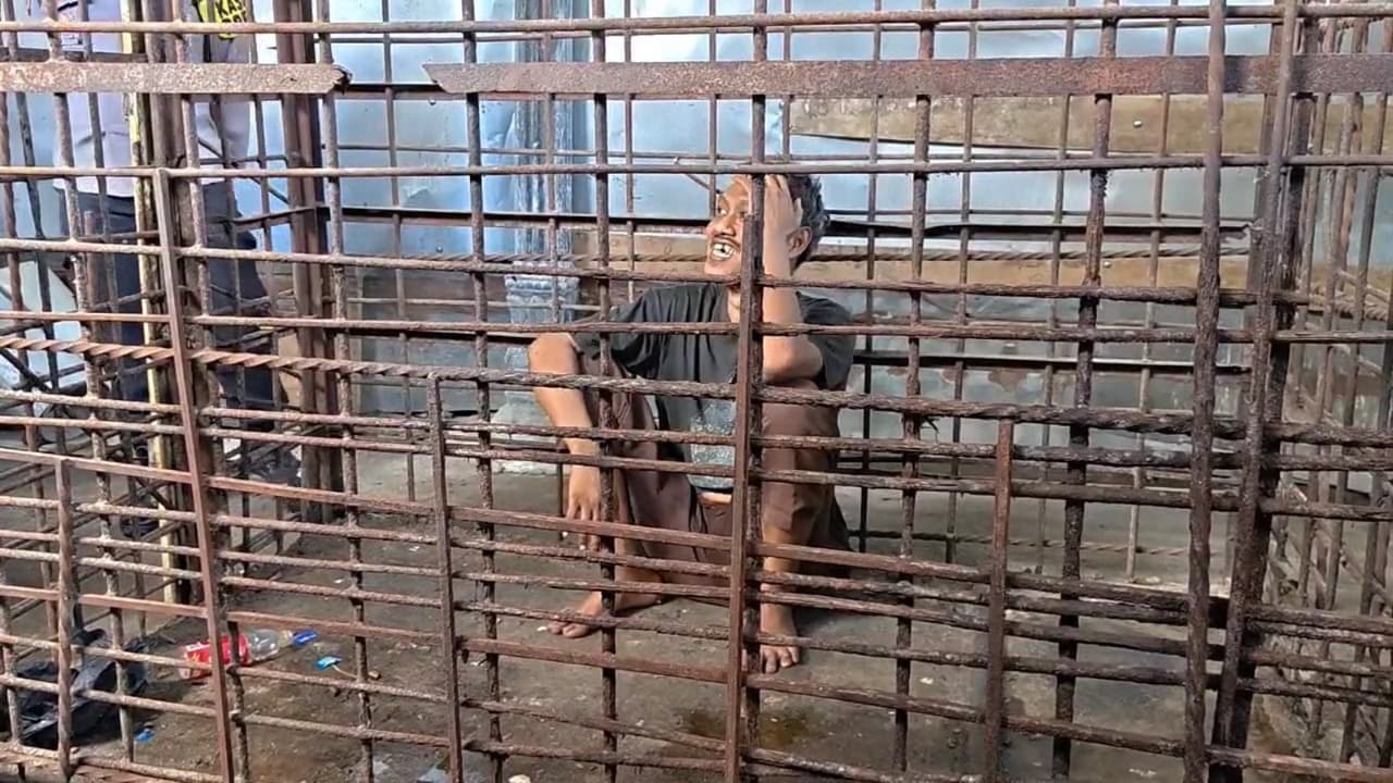 Usai Bekerja di Malaysia, Pria di Ponorogo Alami Gangguan Jiwa hingga Dikurung Belasan Tahun