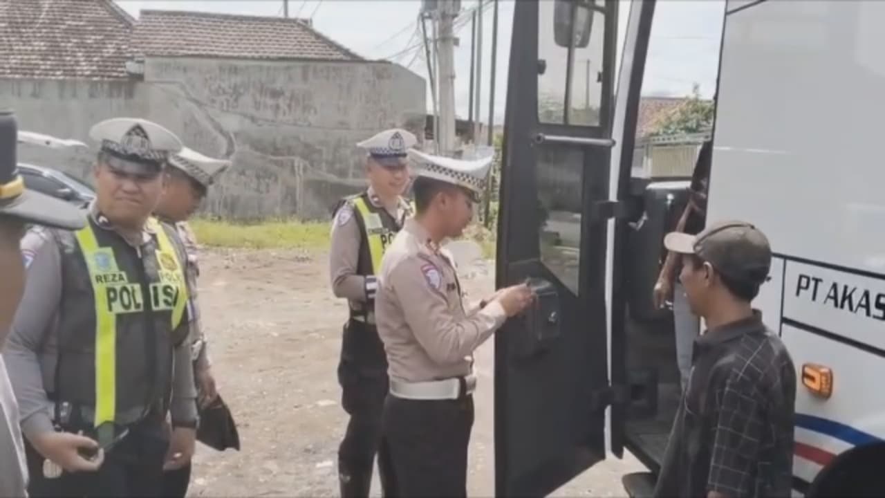 Cegah Kecelakaan, Satlantas Cek Armada dan Sopir Bus