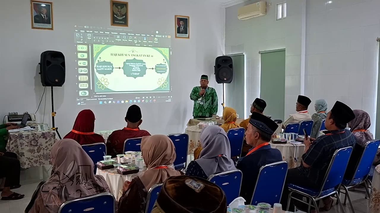 Mantapkan Niat Menuju Baitullah, KBIHU Ulul Azmi Al-Mukarramah Gelar Manasik