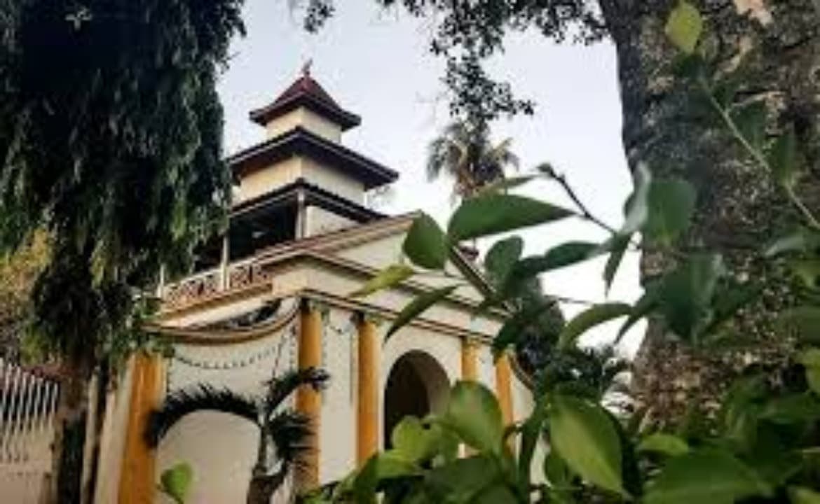 Menelusuri Jejak Kejayaan Madura di Museum Keraton Sumenep