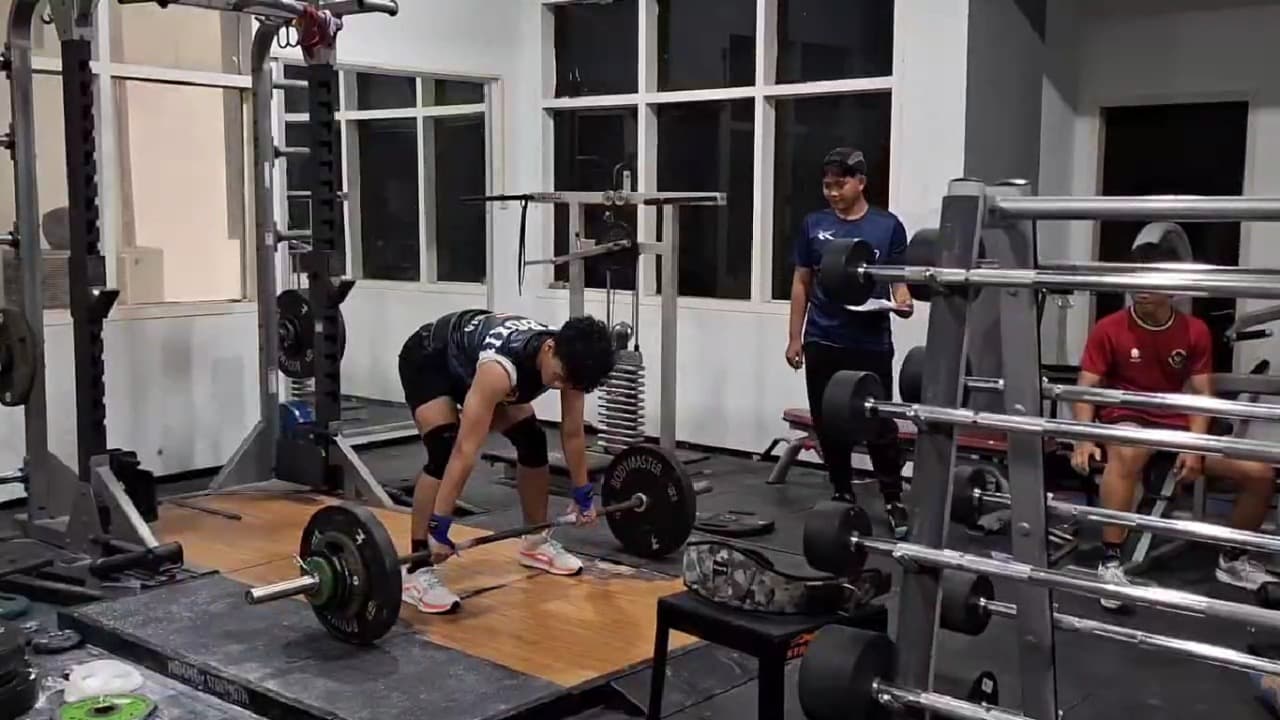 Persiapan PON Beladiri Manado, Puluhan Atlet Jatim Jalani Tes Fisik di Gedung KONI