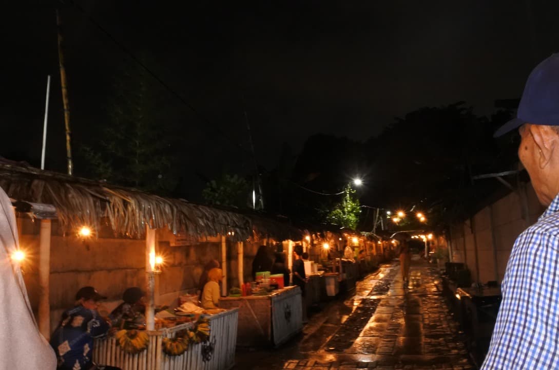 Koin Kayu dan Memori Tempo Dulu, Napas Baru Ekonomi Kreatif di Pasar Lawasan Ndonowati