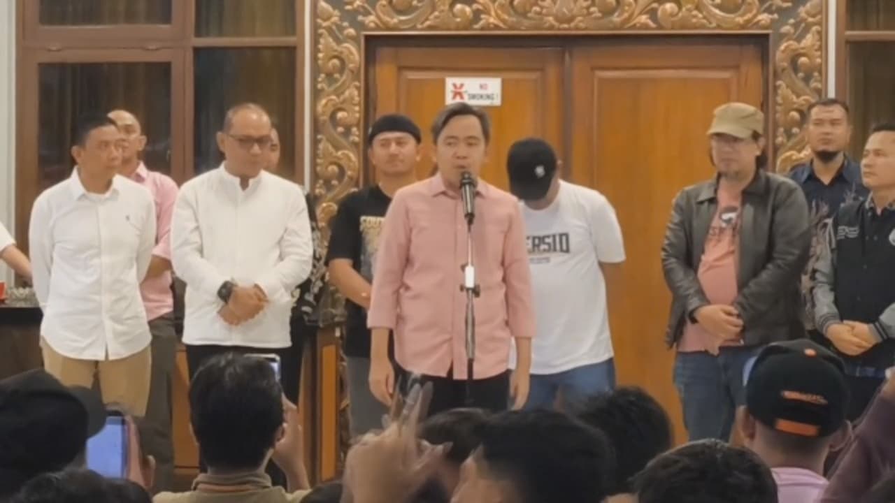 Bupati Fawait Sambut Pahlawan Lapangan, Komitmen Dukung Persid