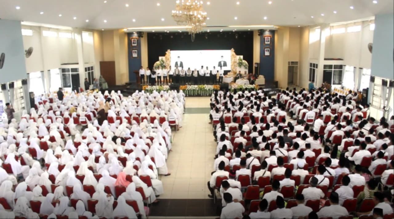 Ribuan Calon Jemaah Haji Sumenep Ikuti Manasik Haji Tingkat Kabupaten