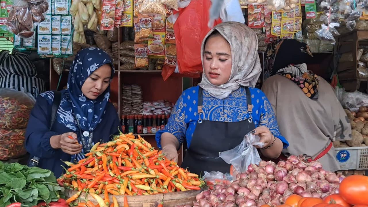 Jelang Ramadan, Harga Bahan Pokok di Pasar Tradisional Pamekasan Merangkak Naik