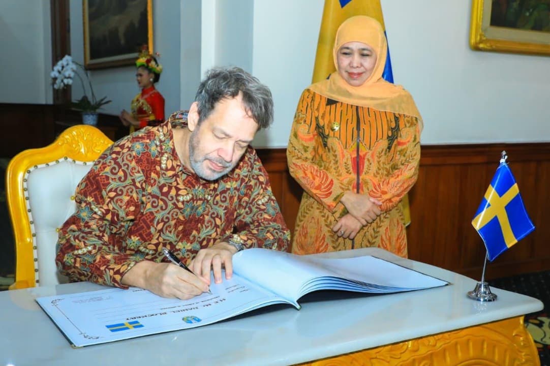 Gubernur Khofifah Terima Kunjungan Dubes Swedia, Perkuat Kerjasama Bidang Transportasi Hingga Pendidikan