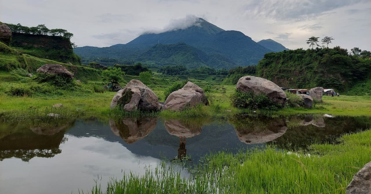 Pesona Ranu Manduro: Menikmati 'New Zealand' ala Mojokerto di Kaki Gunung Penanggungan