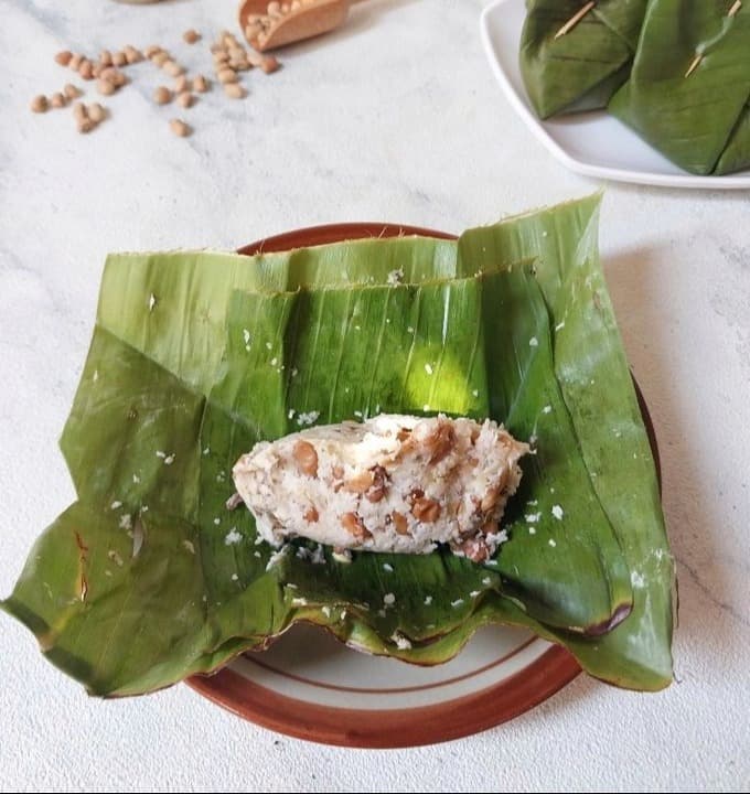 Mengenal Bongko Kacang, Kudapan Gurih Berbahan Kacang Tolo yang Tetap Eksis