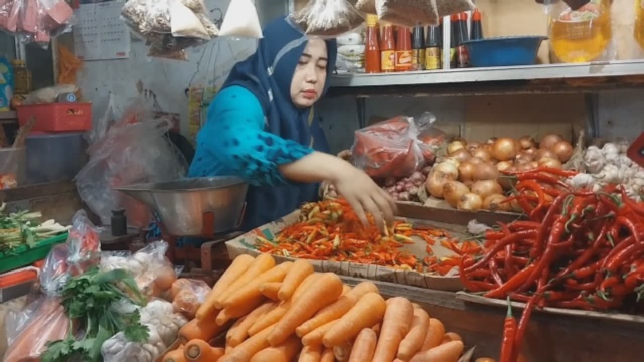Sehari Jelang Ramadan, Cabai Rawit Tembus Rp120 Ribu