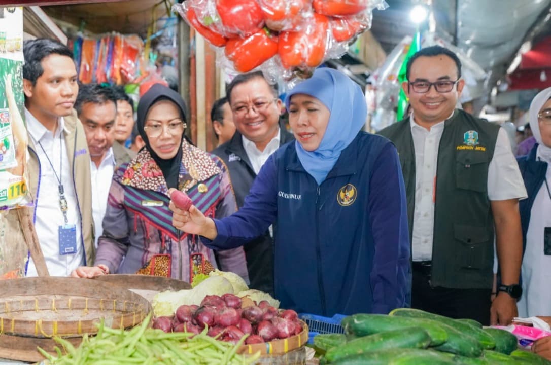 Gubernur Khofifah Instruksikan Perbanyak Suplai Bahan Pokok Selama Ramadhan