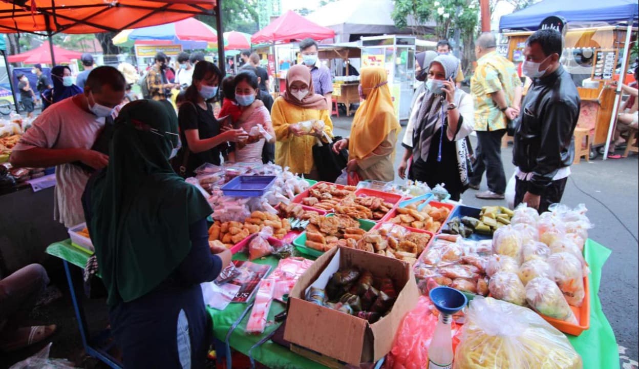 Pasar Takjil Karang Menjangan Surabaya, Surga Berburu Menu Berbuka