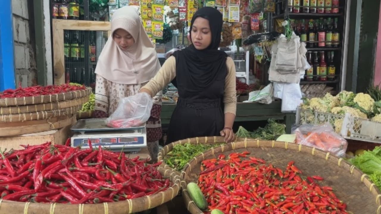 Cabai Rawit Merah Meroket Tembus 125 Ribu