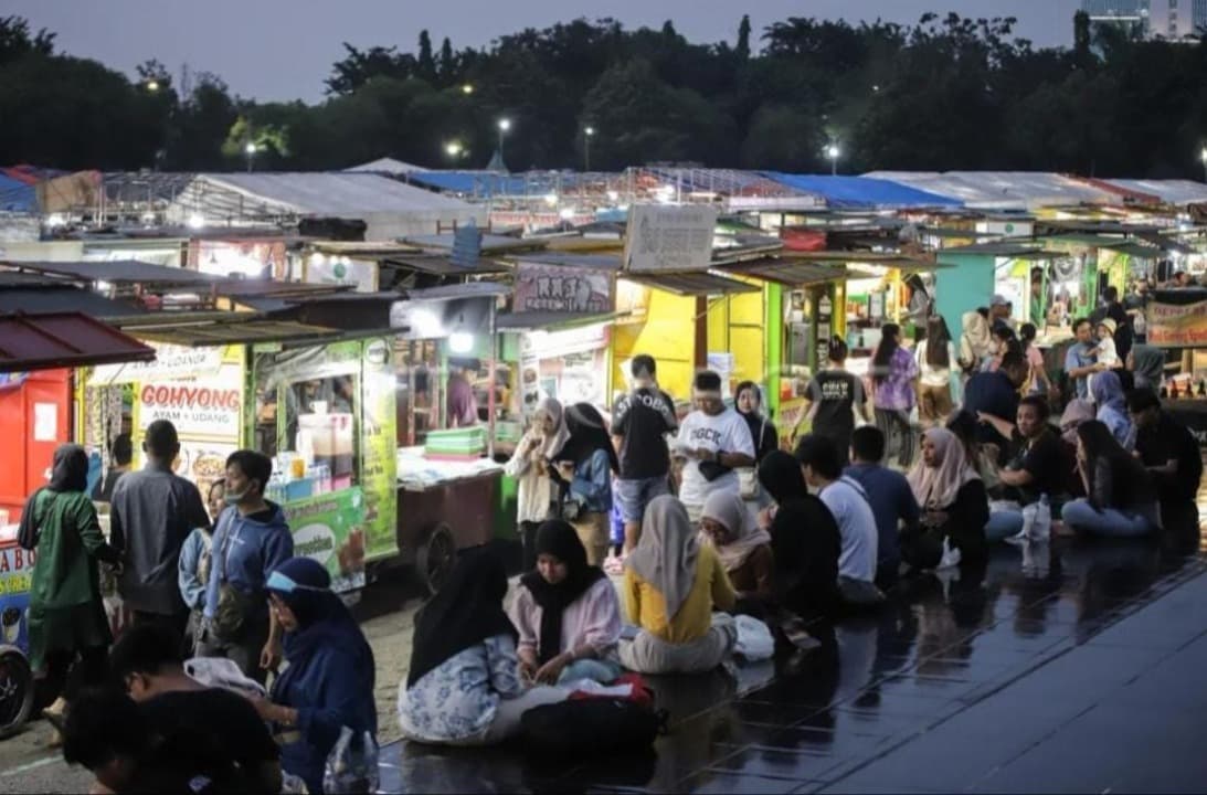 7 Lokasi Berburu Takjil Teramai di Surabaya: Dari Pasar Legendaris hingga Spot Estetik!