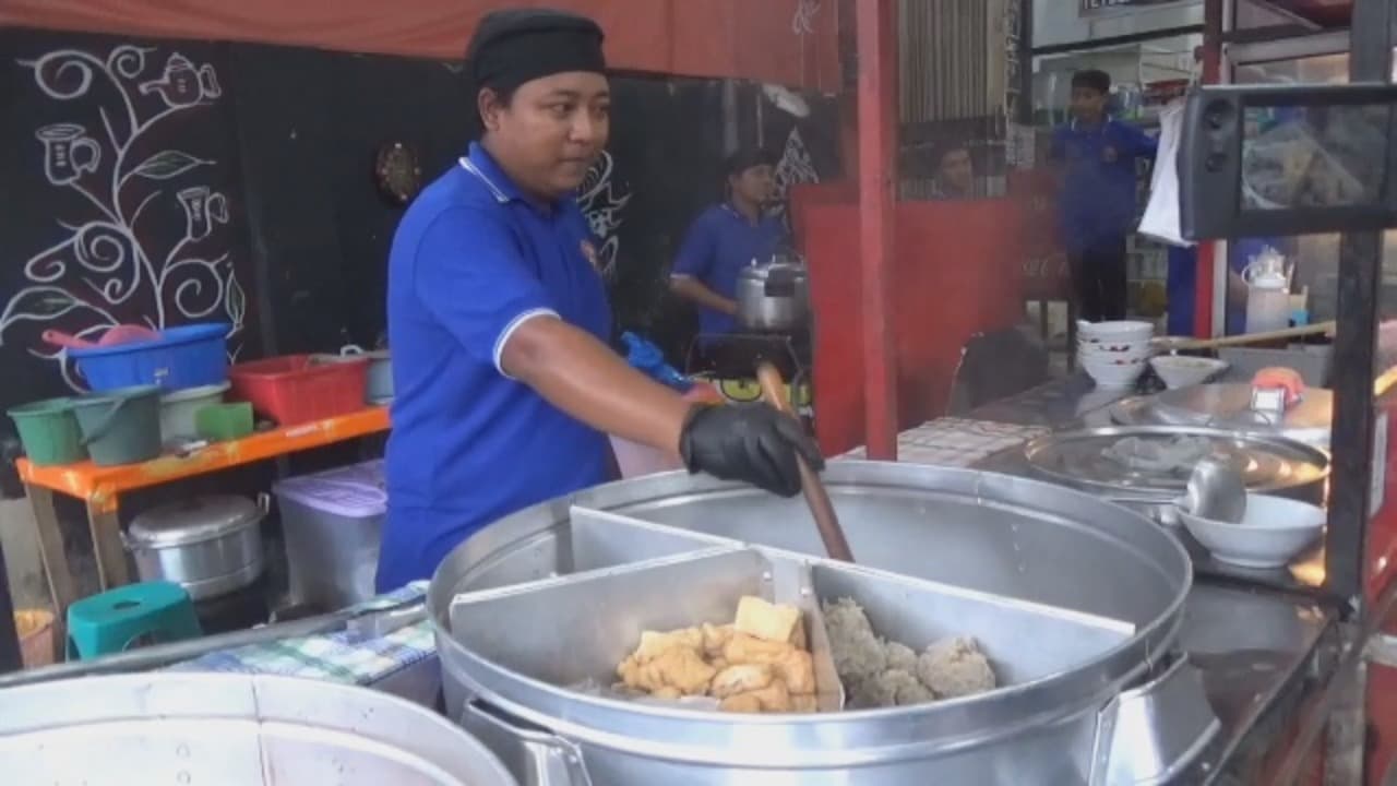 Bakso Iga Pedas, Menu Favorit Saat Berbuka Puasa
