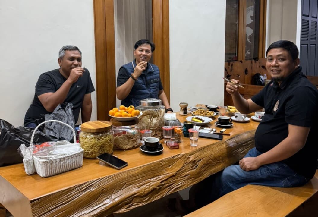 Usai 9 Negara Asia, Gus Lilur Targetkan Rokok Madura Tembus Pasar Eropa