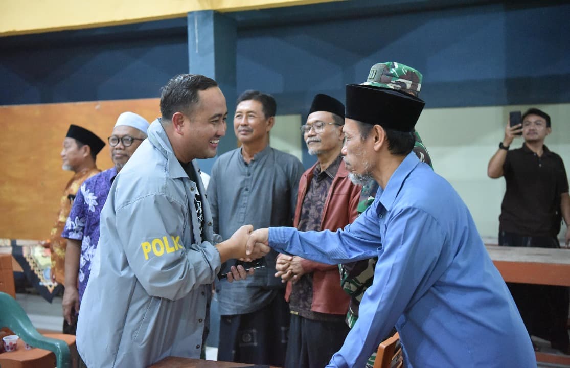 Dimediasi Kapolres Gresik, Warga Campurejo dan Banyutengah Sepakat Berdamai