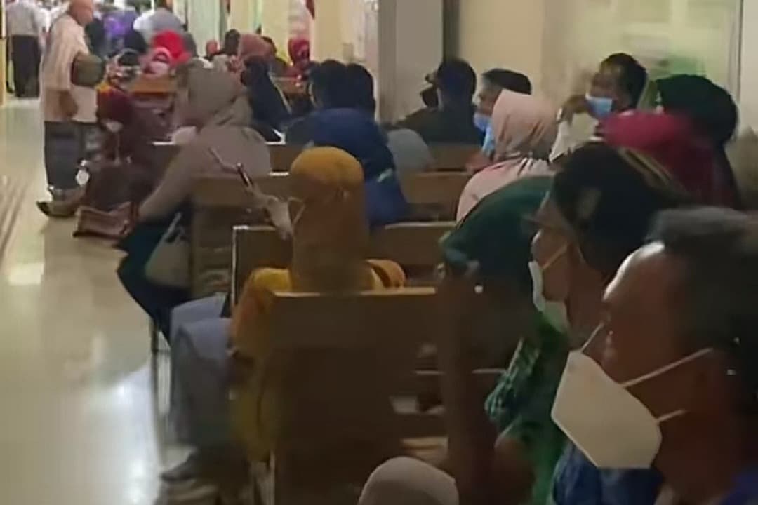 Viral di TikTok! Bukan 'War Takjil', Pengadilan Agama Surabaya Justru Diserbu Fenomena 'War Cerai'