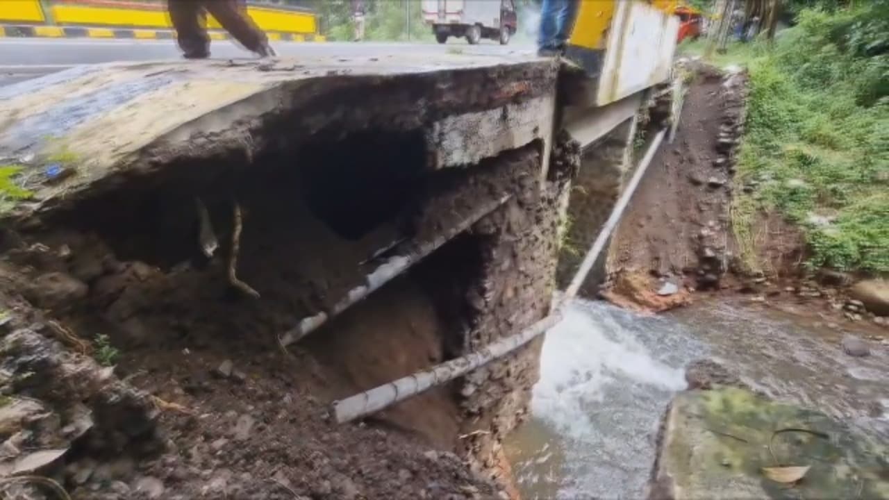 Jalur Mudik Bondowoso–Jember Terancam