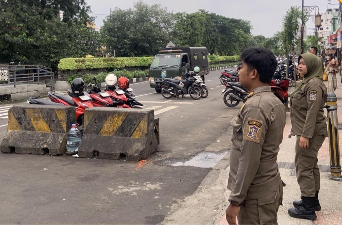 Satpol PP Surabaya Tambah Personel Cegah Gepeng Saat Hari Raya Idul Fitri