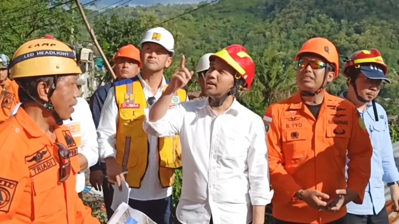 Wagub Emil Minta Penanganan Serius Longsor di Trenggalek