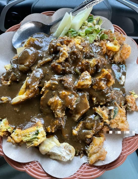 Tahu Tek Surabaya: Ikon Kuliner Malam yang Melegenda dan Selalu Dirindu