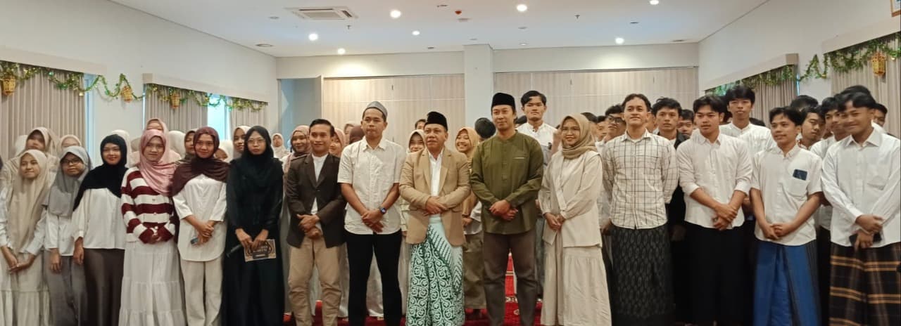 Perkuat Toleransi, 450 Mahasiswa AMN Surabaya Gelar Buka Puasa Bersama