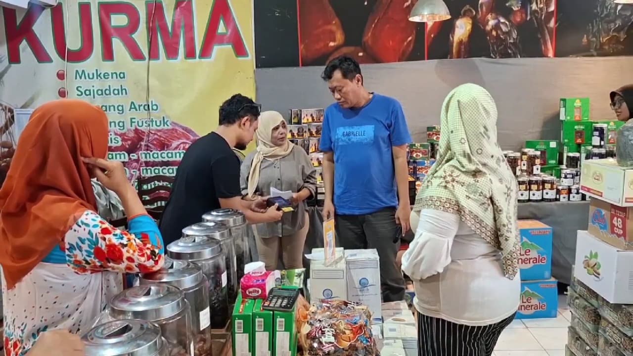 Stok Menipis, Harga Kurma Naik Rp 125 Ribu per 10 Kg