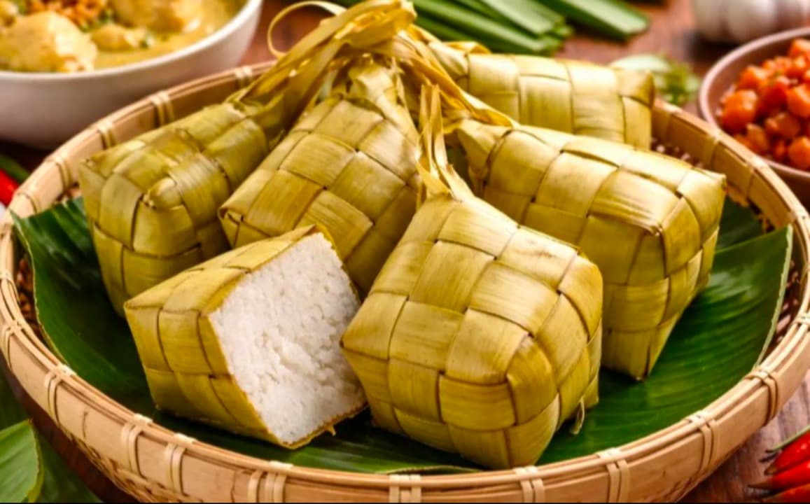 Filosofi Ketupat: Lebih dari Sekadar Hidangan Lebaran, Simbol Kesucian Hati