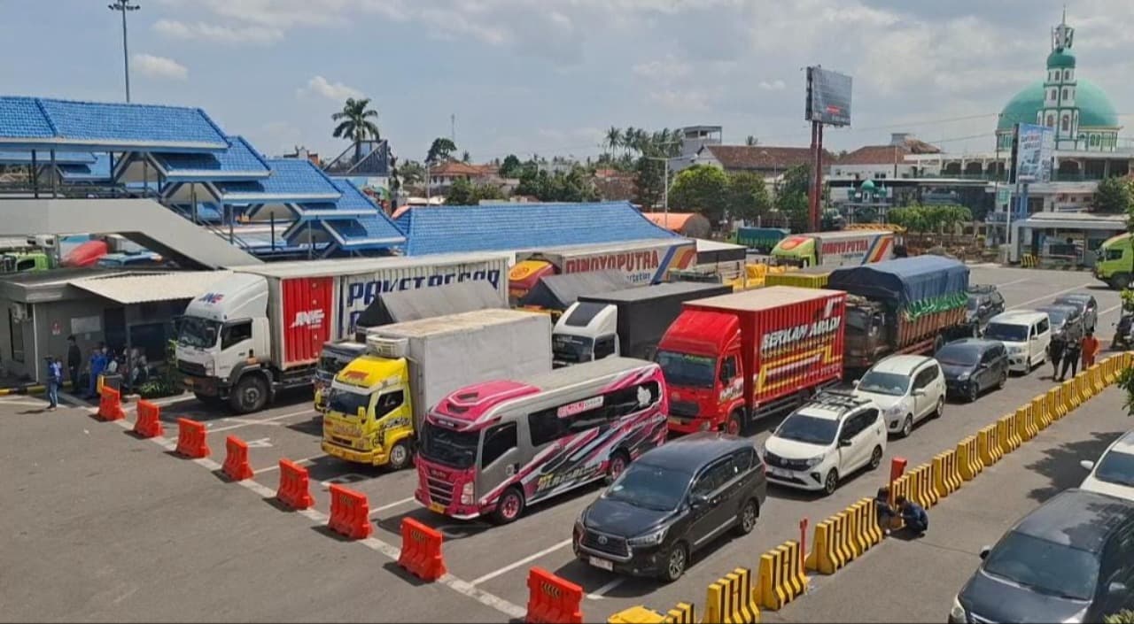 H-10 Lebaran Arus Ketapang–Gilimanuk Masih Normal