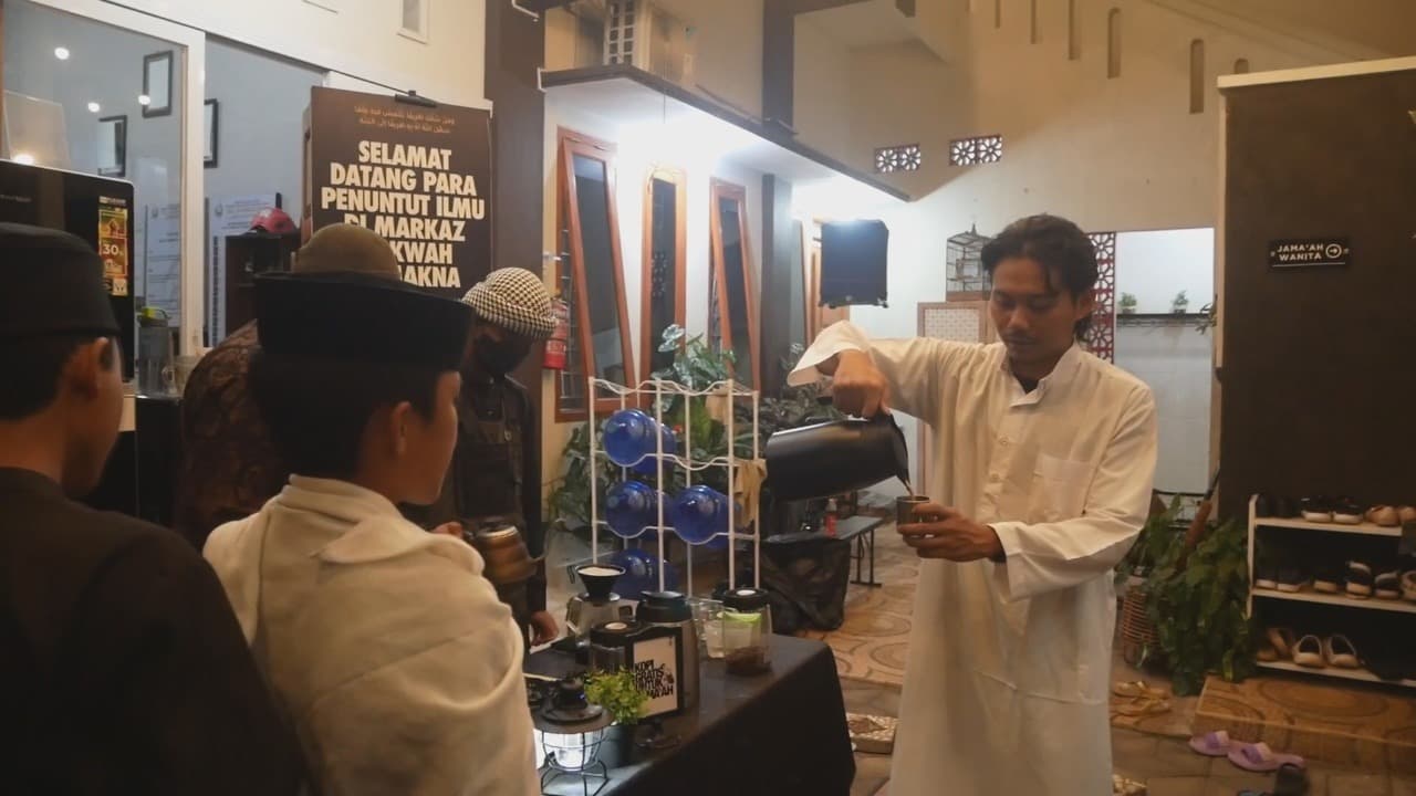 Ramadan Kreatif, Ngopi Ala Coffee Shop Di Mushola