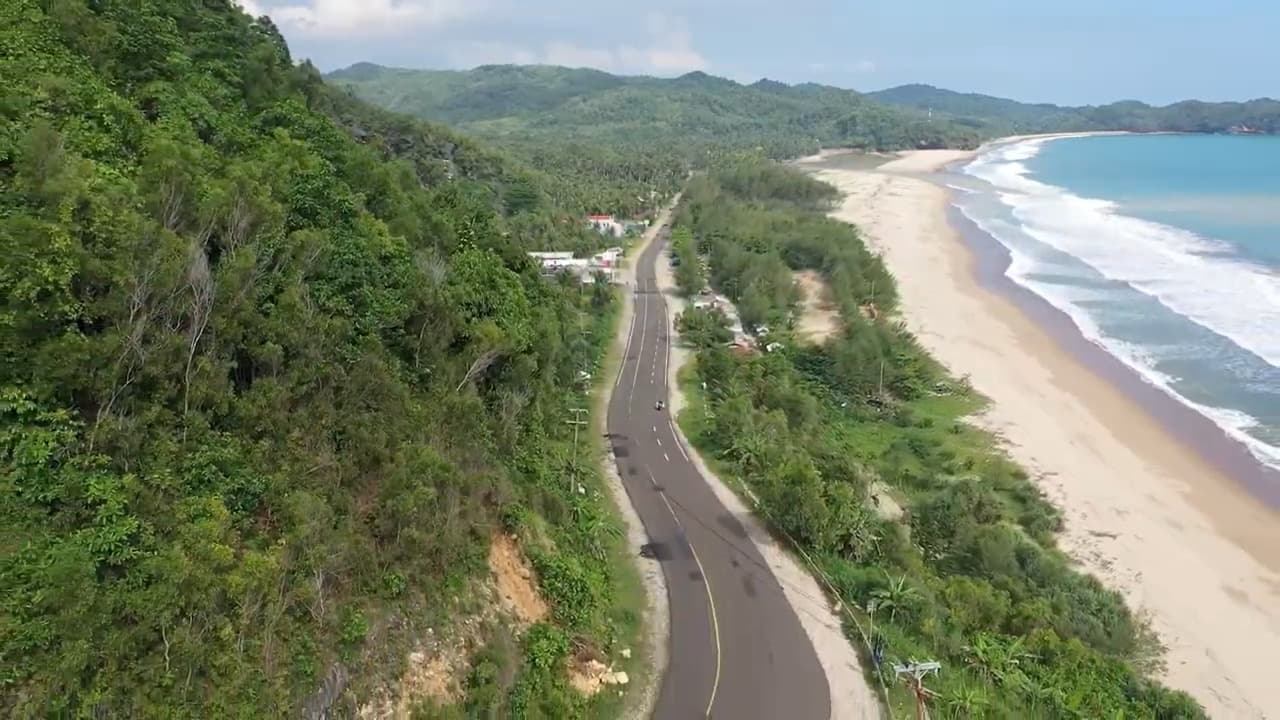 Jalur Lintas Selatan Pacitan Jadi Pilihan Alternatif Mudik Lebaran yang Menawan